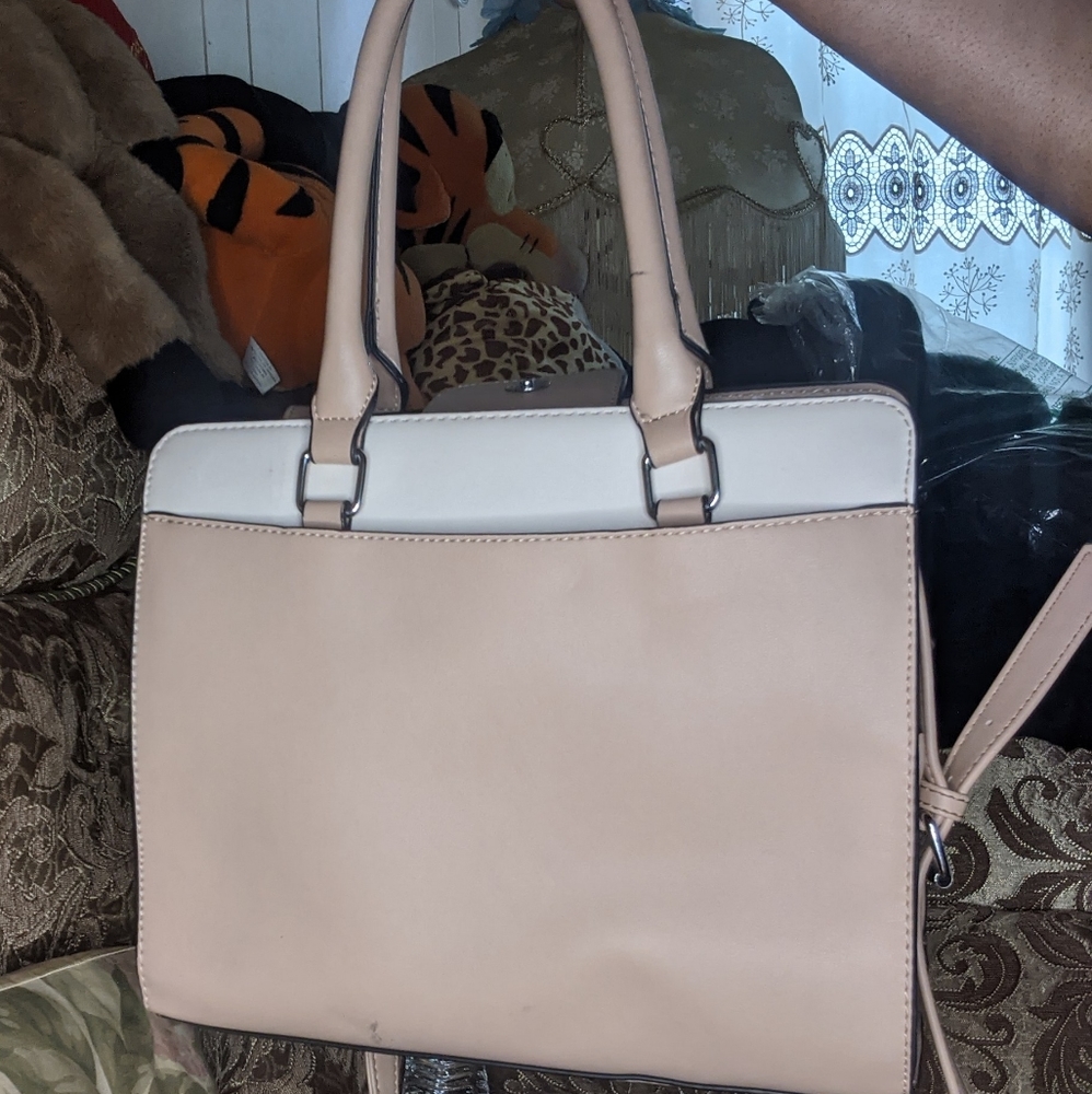 Handbag - Picture 2 of 7
